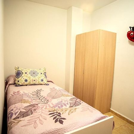 Apartamentos San Anton Вільярробледо Екстер'єр фото