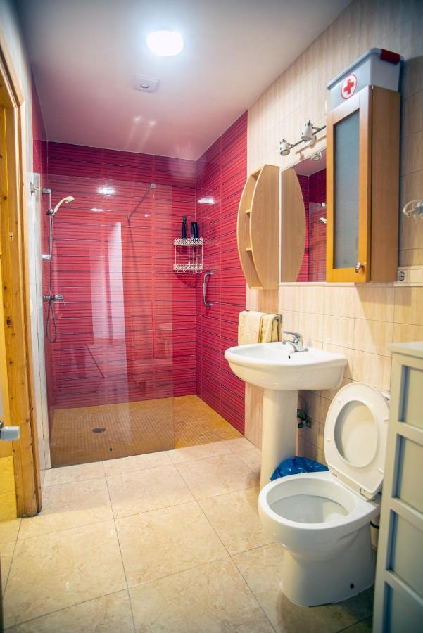 Apartamentos San Anton Вільярробледо Екстер'єр фото